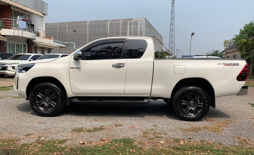 Revo Smartcab 2.4Entry Prerunner ปี 2021